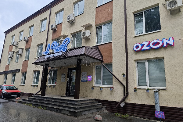 Смонтирована конструкция светящейся вывески